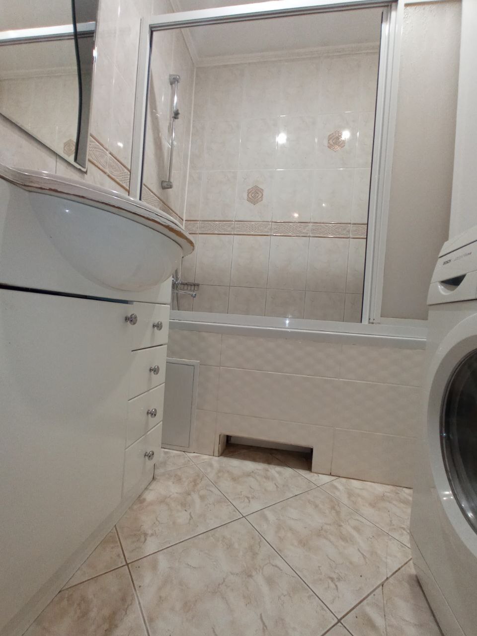 Продажа 3-комнатной квартиры 71 м², Академика Лазаренко ул., 48
