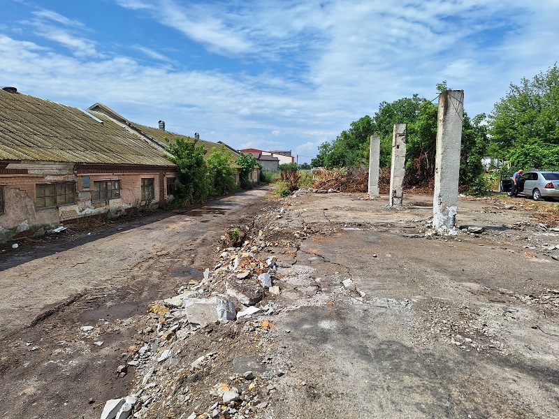 Продажа участка для строительства складов 5 соток, Свободы просп.