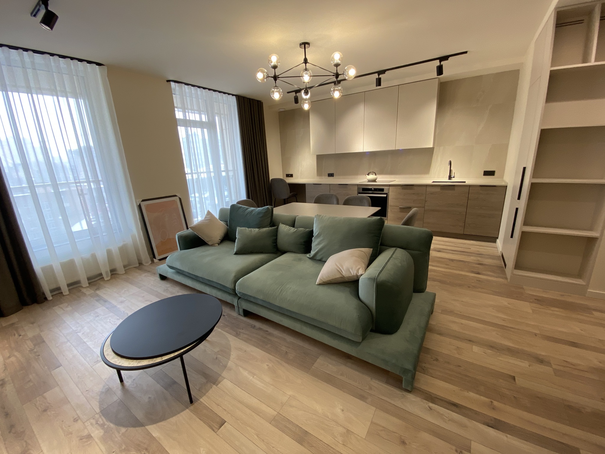 Аренда 2-комнатной квартиры 60 м², Владимира Антоновича ул., 109