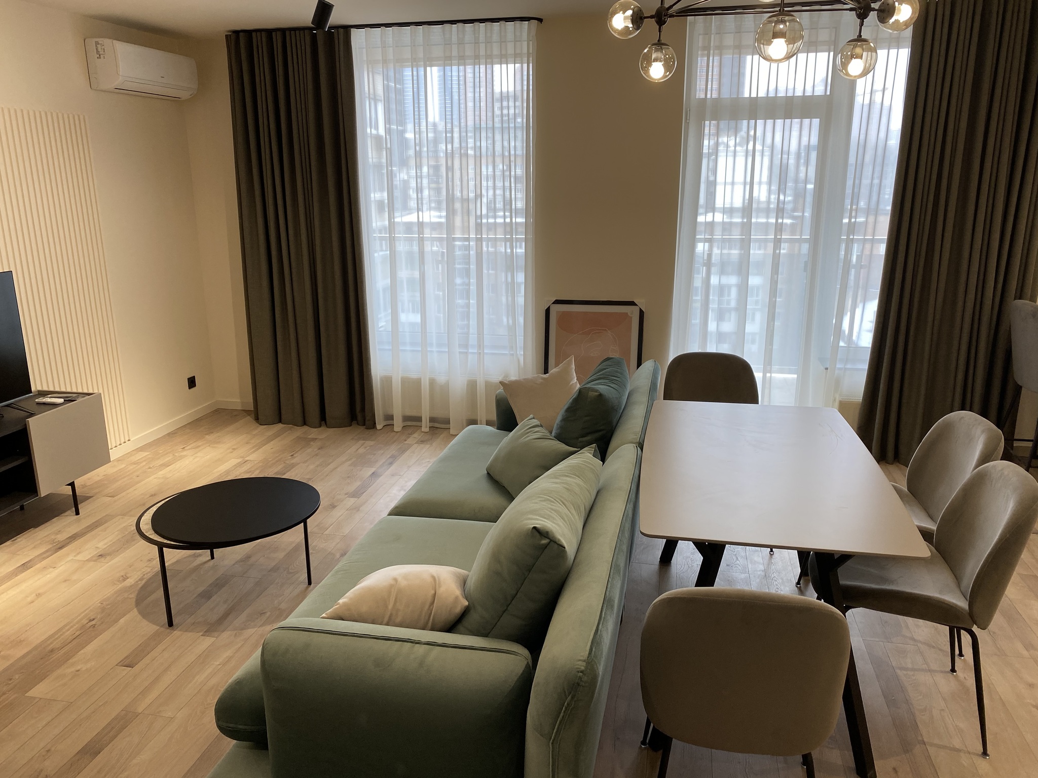Аренда 2-комнатной квартиры 60 м², Владимира Антоновича ул., 109