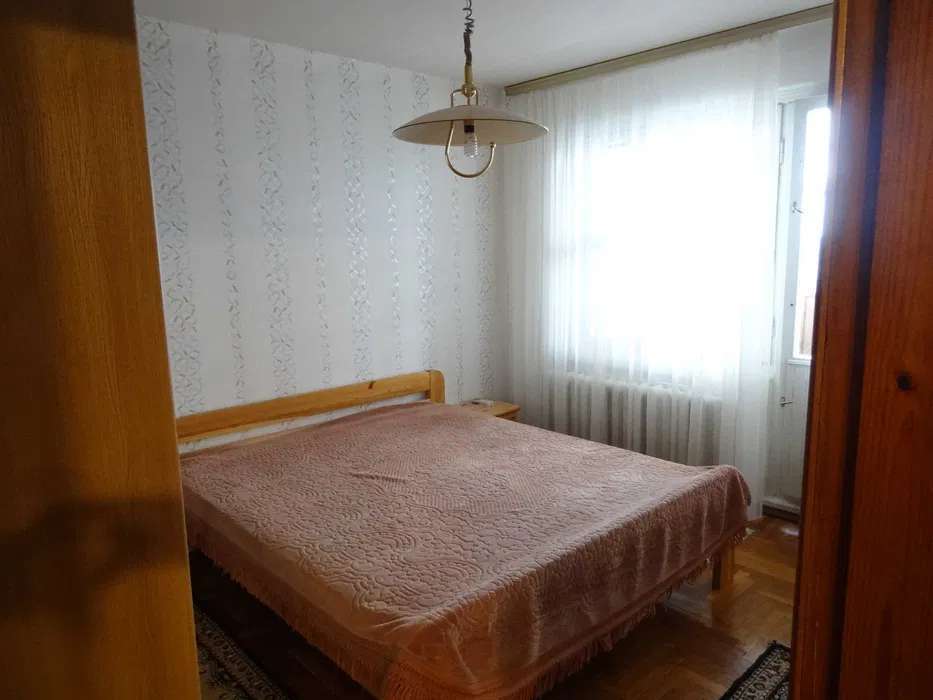 Продажа 3-комнатной квартиры 68 м², Свободы просп., 38