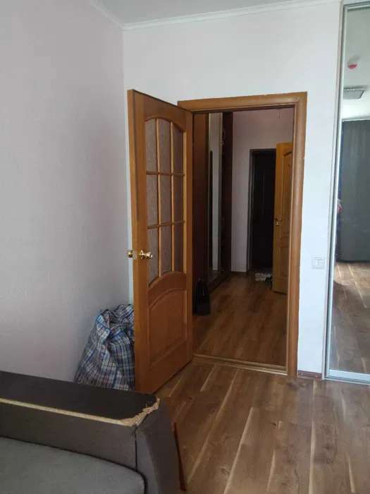 Продаж 1-кімнатної квартири 52 м², Воскресенська вул.