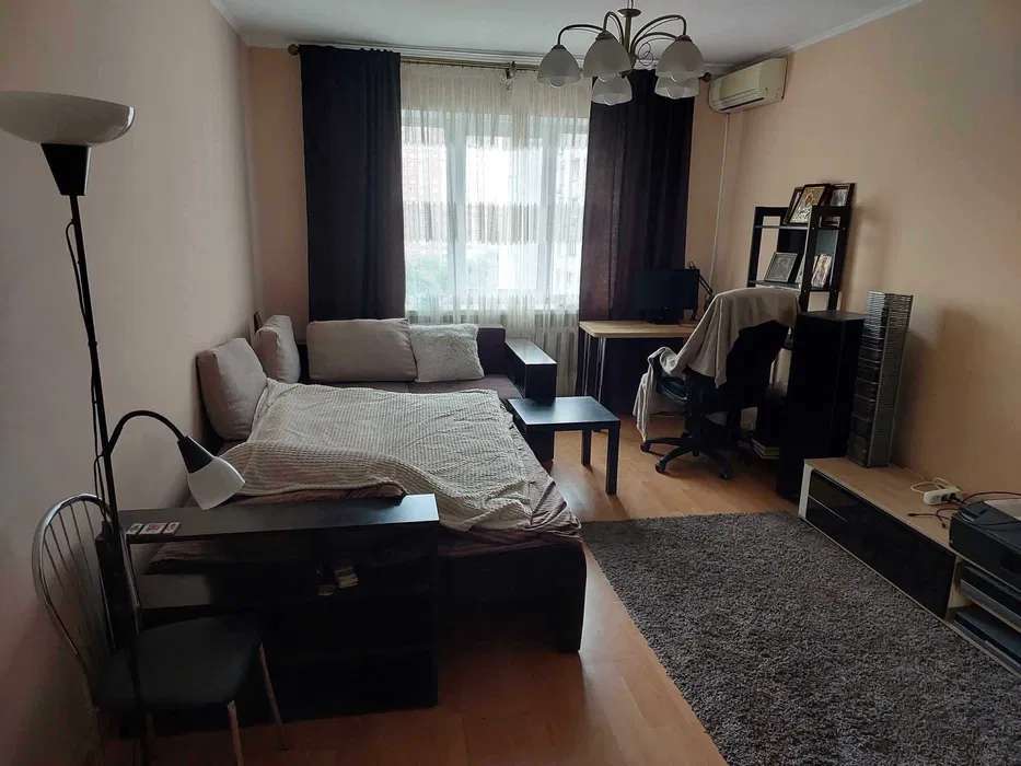 Аренда 1-комнатной квартиры 45 м², Ревуцкого ул., 5