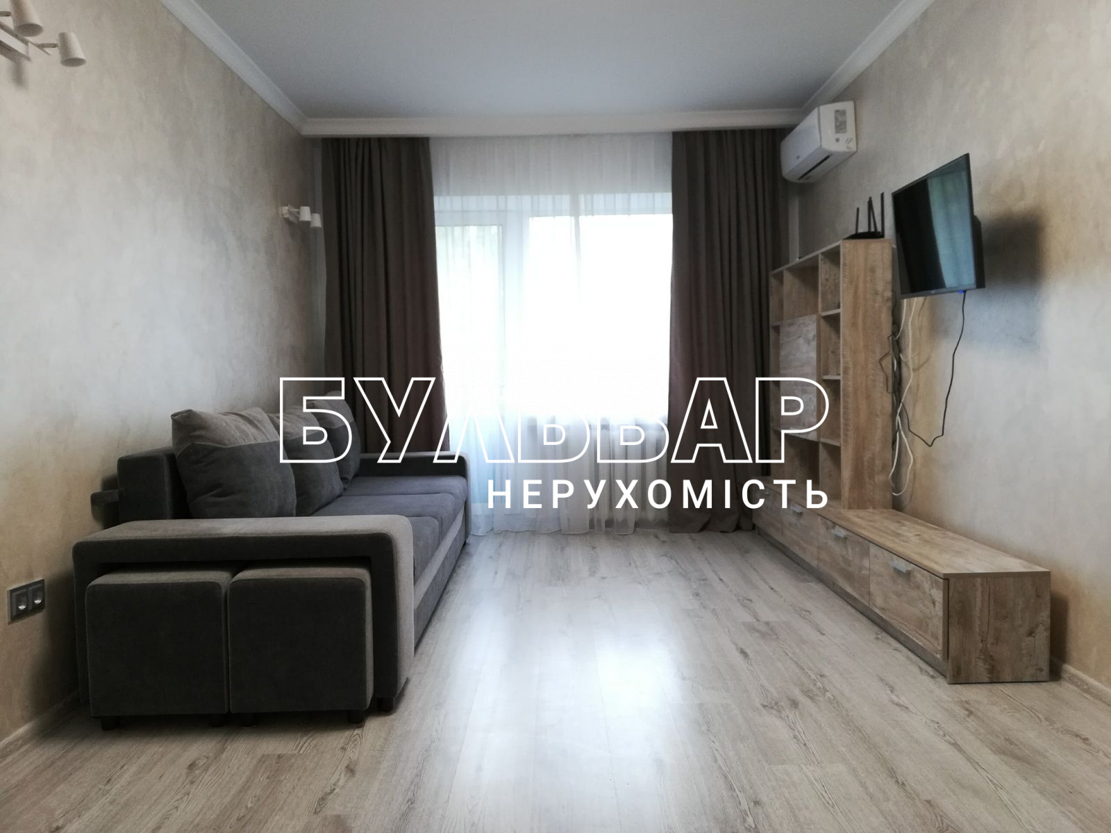 Продаж 1-кімнатної квартири 32 м², Героїв Сталінграду просп., 7/1