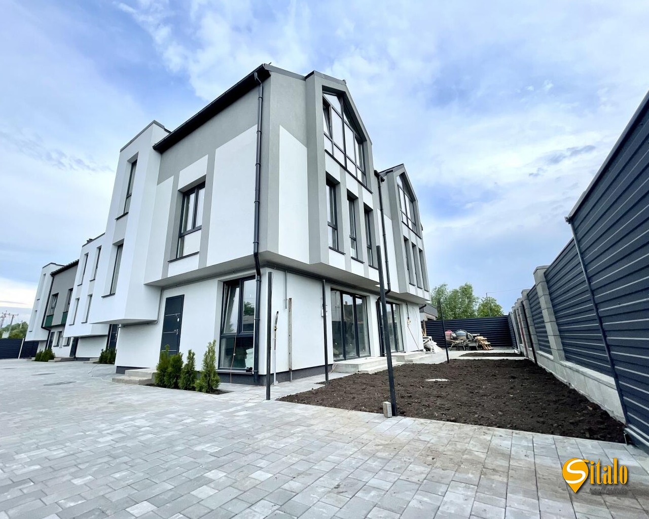 Продажа дома 120 м², 1-я Озерная ул.