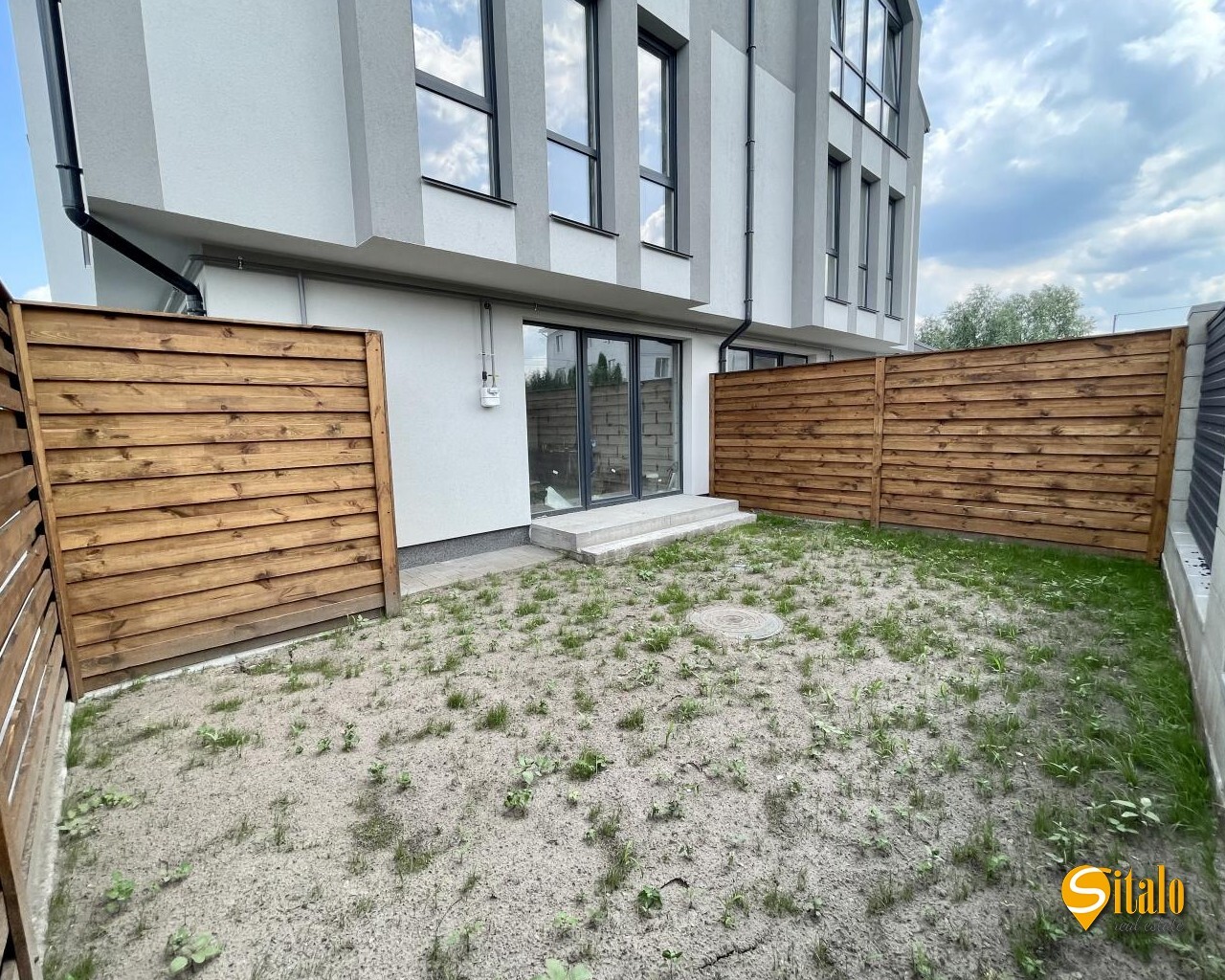 Продажа дома 120 м², 1-я Озерная ул.