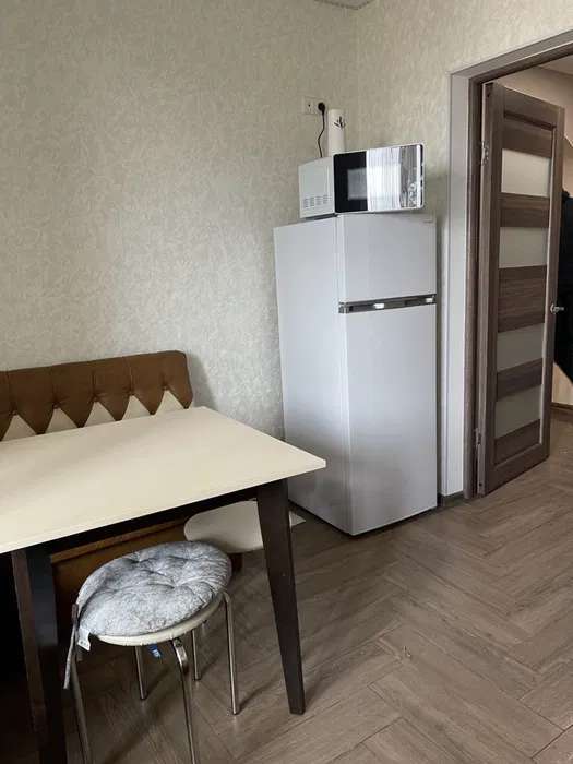 Продаж 1-кімнатної квартири 45 м², Михайла Донця вул., 2Б