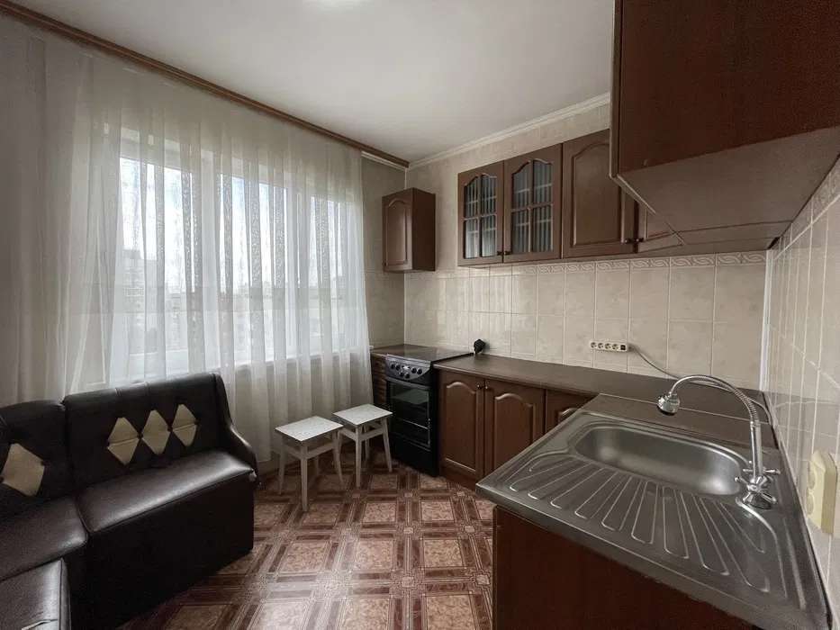 Продаж 2-кімнатної квартири 55 м², Харківське шосе, 154