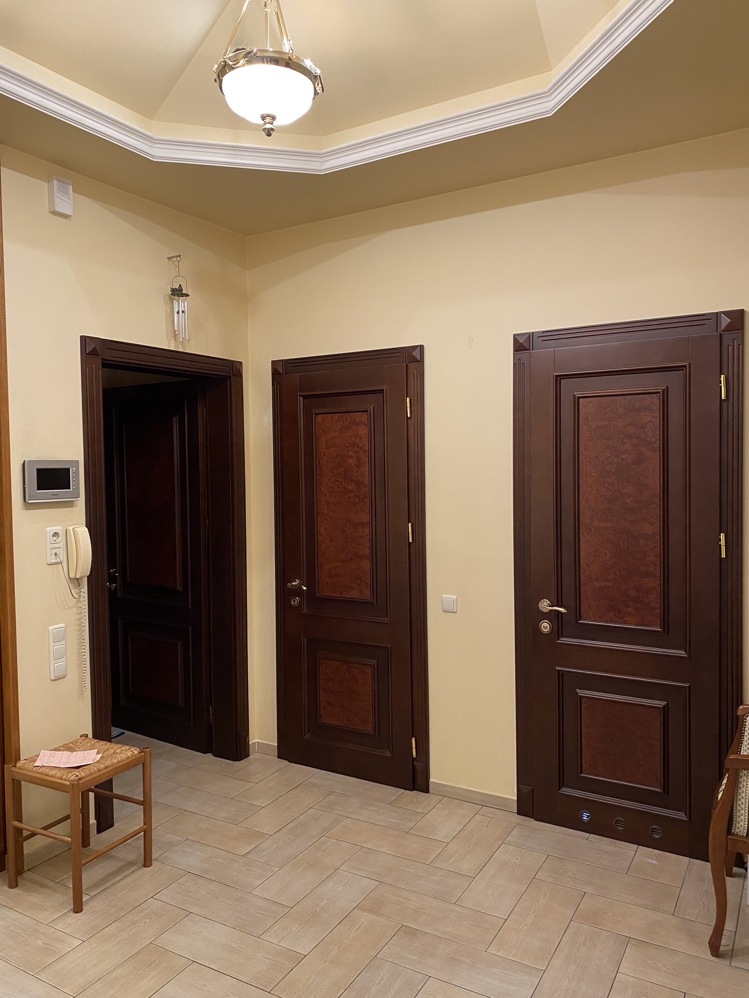 Продажа 3-комнатной квартиры 101 м², Малоподвальная ул., 12/10