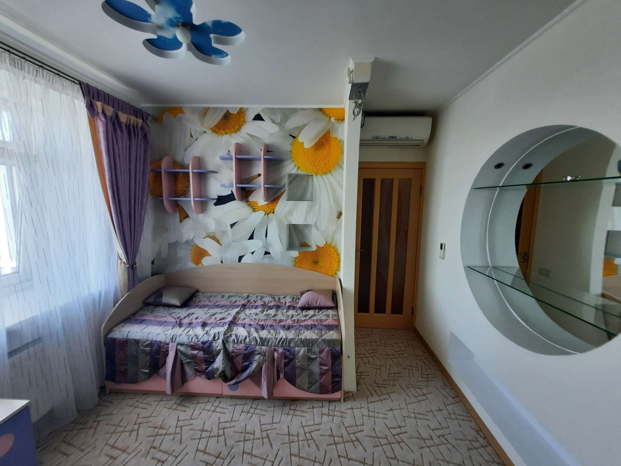 Аренда 4-комнатной квартиры 135 м², Днепровская наб., 1А
