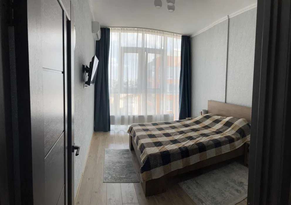 Продаж 3-кімнатної квартири 75 м², Каховська вул.