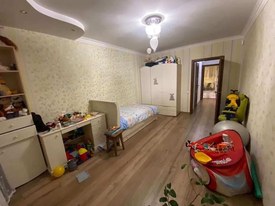 Аренда 3-комнатной квартиры 98 м², Николая Закревского ул.