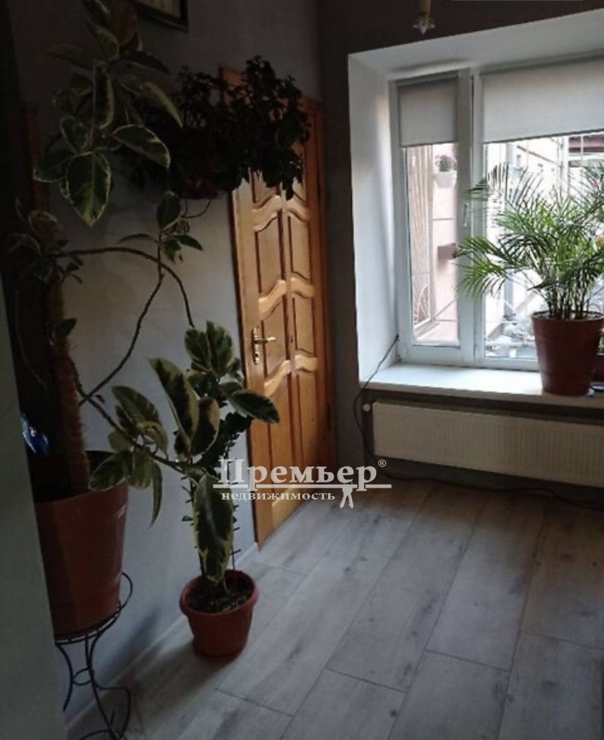 Продаж 2-кімнатної квартири 64 м², Ришельевская вул.