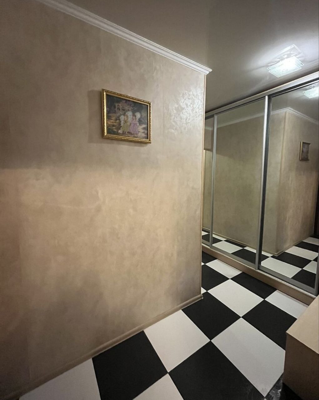Продажа 3-комнатной квартиры 70 м², Кармелюка ул., 10