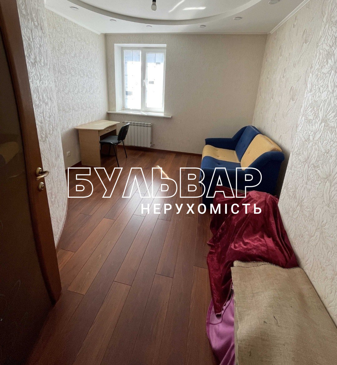 Продажа 3-комнатной квартиры 117 м², Лебединская ул.