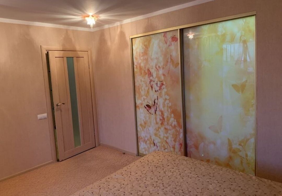 Продажа 2-комнатной квартиры 57 м²