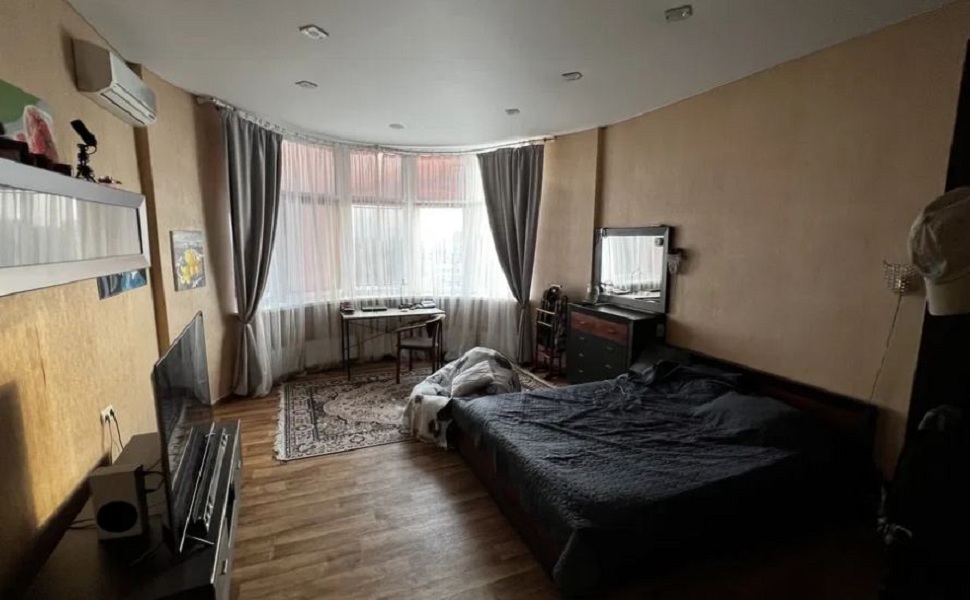 Продаж 1-кімнатної квартири 51 м², Академіка Корольова вул.