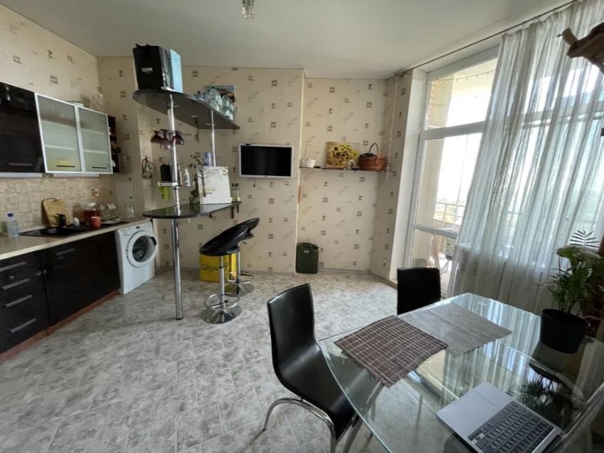 Продаж 1-кімнатної квартири 51 м², Академіка Корольова вул.