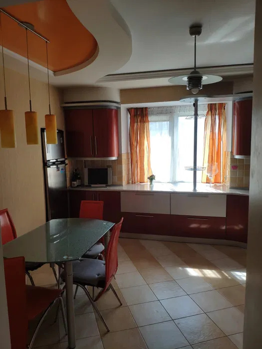 Аренда 3-комнатной квартиры 97 м², Проскуровская ул.
