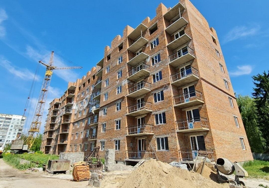 Продажа 2-комнатной квартиры 58.67 м², Черновола ул.