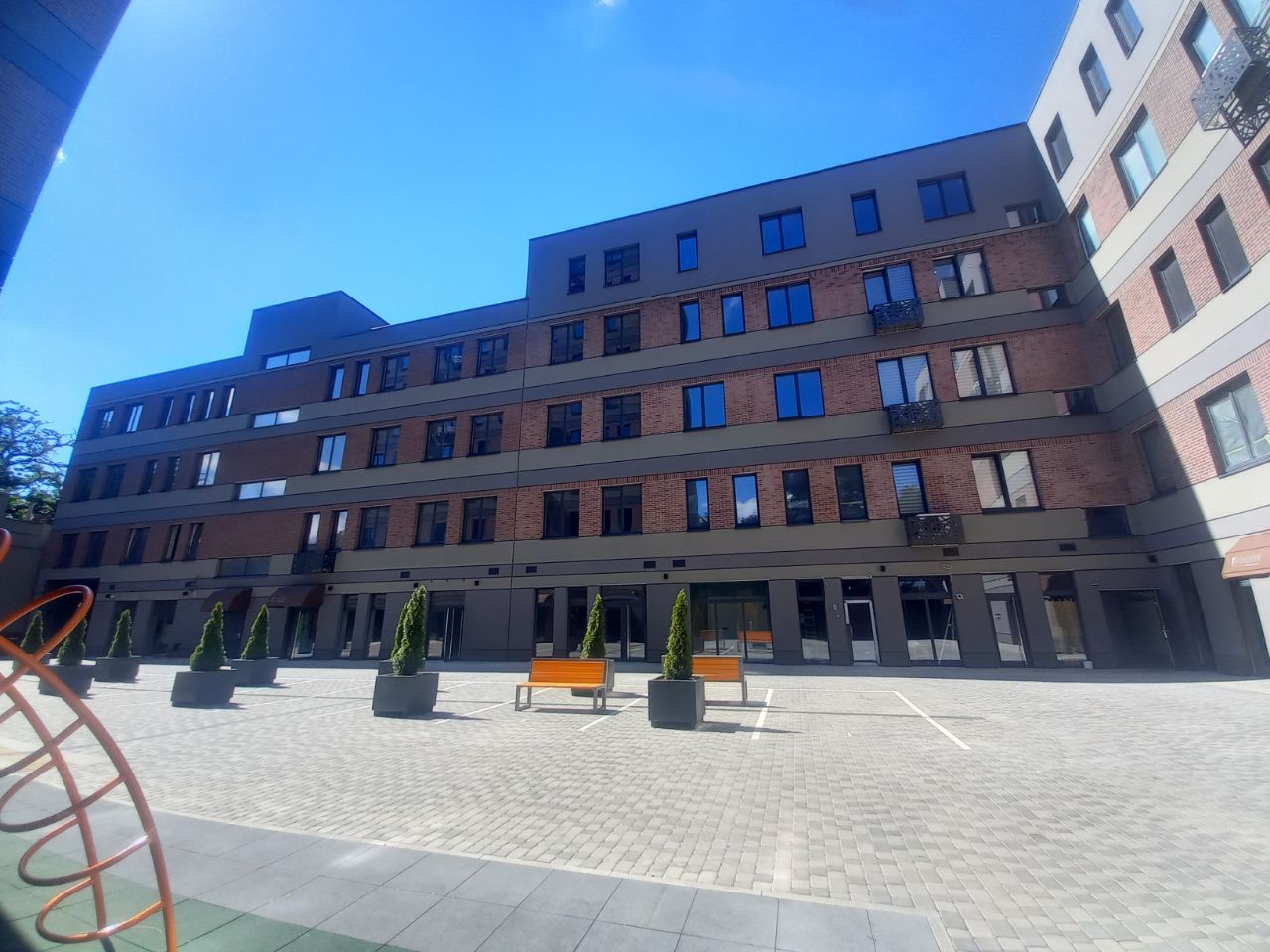 Оренда комерції 47 м², Троїцька вул., 5