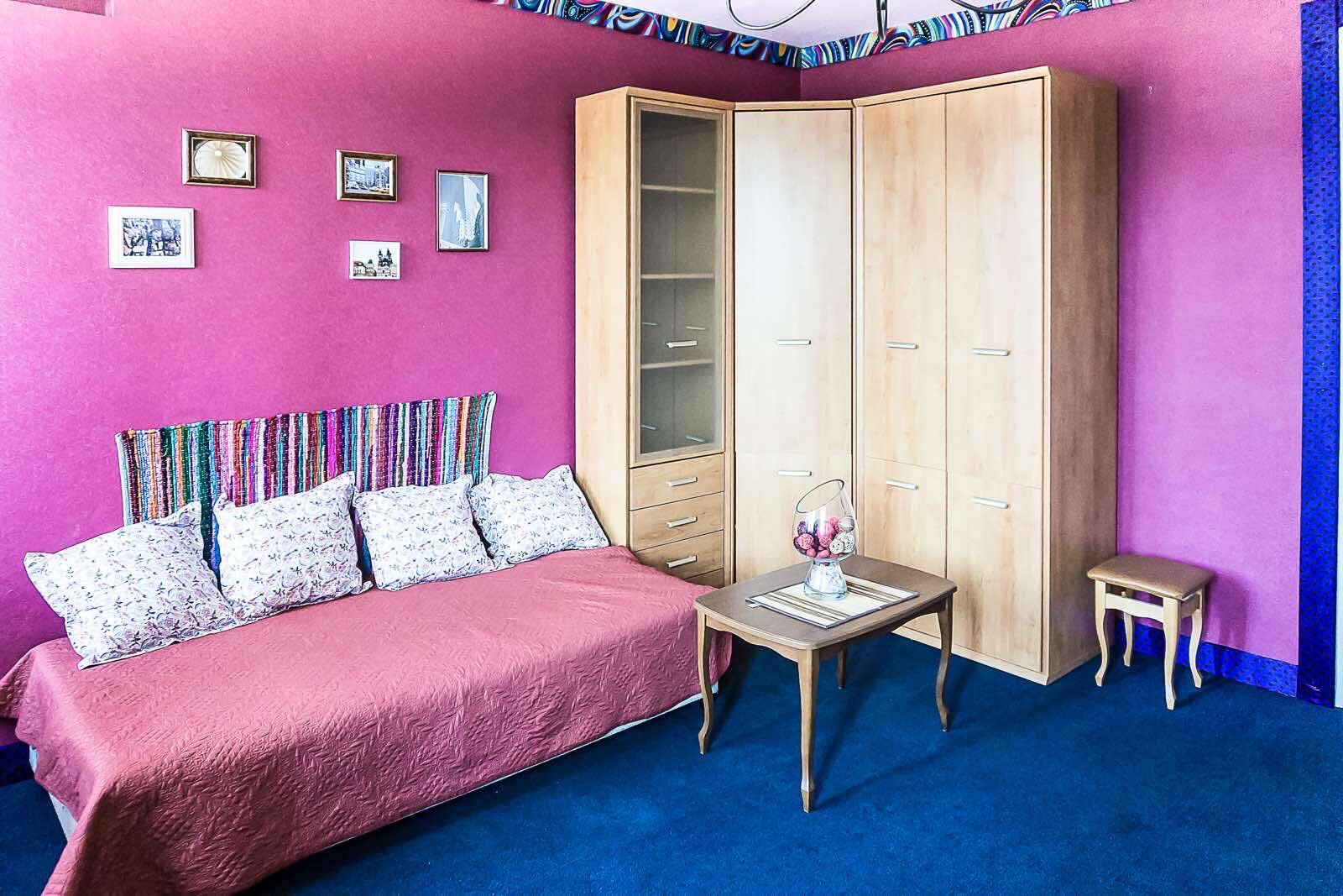 Продаж 3-кімнатної квартири 60 м², Ришельевская вул.