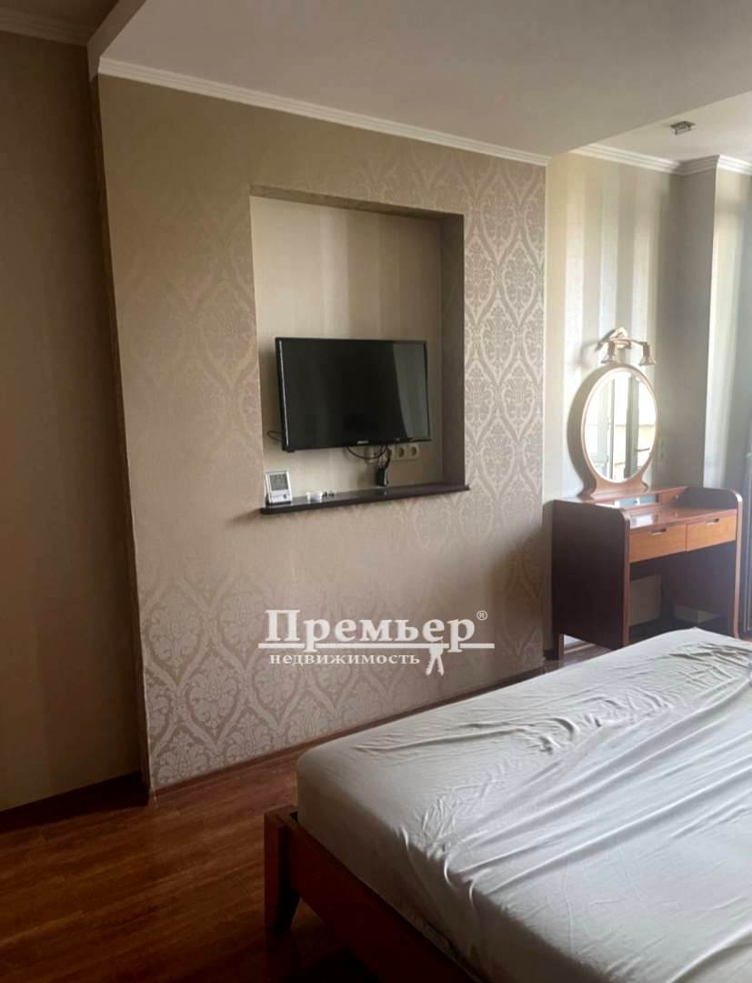 Продажа 3-комнатной квартиры 104 м², Академика Сахарова ул.