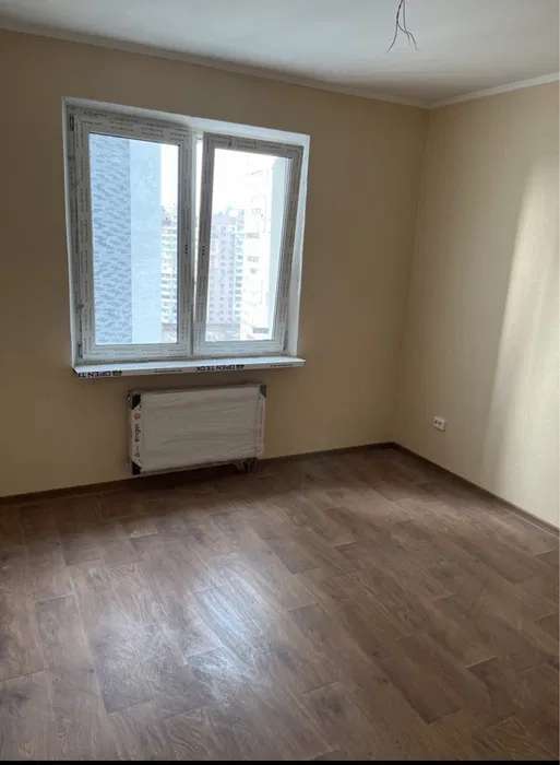 Продажа 2-комнатной квартиры 72 м², Ревуцкого ул.