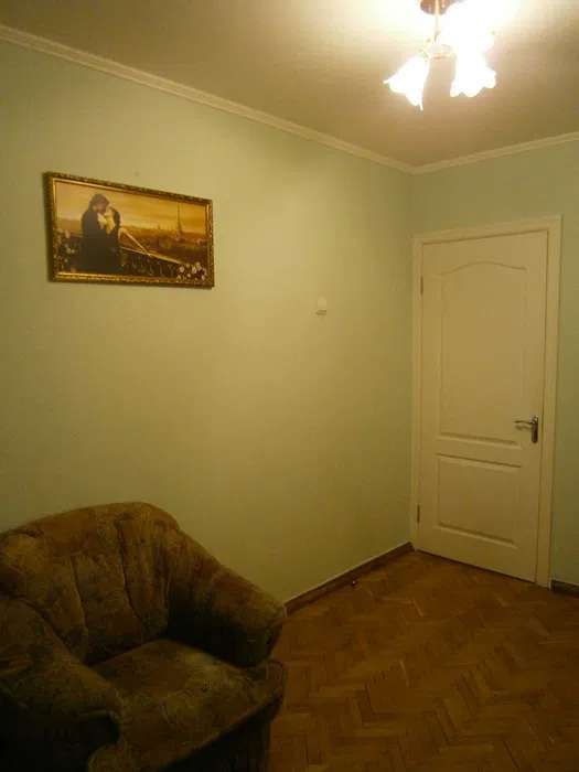 Аренда 3-комнатной квартиры 60 м², Миропольская ул., 3