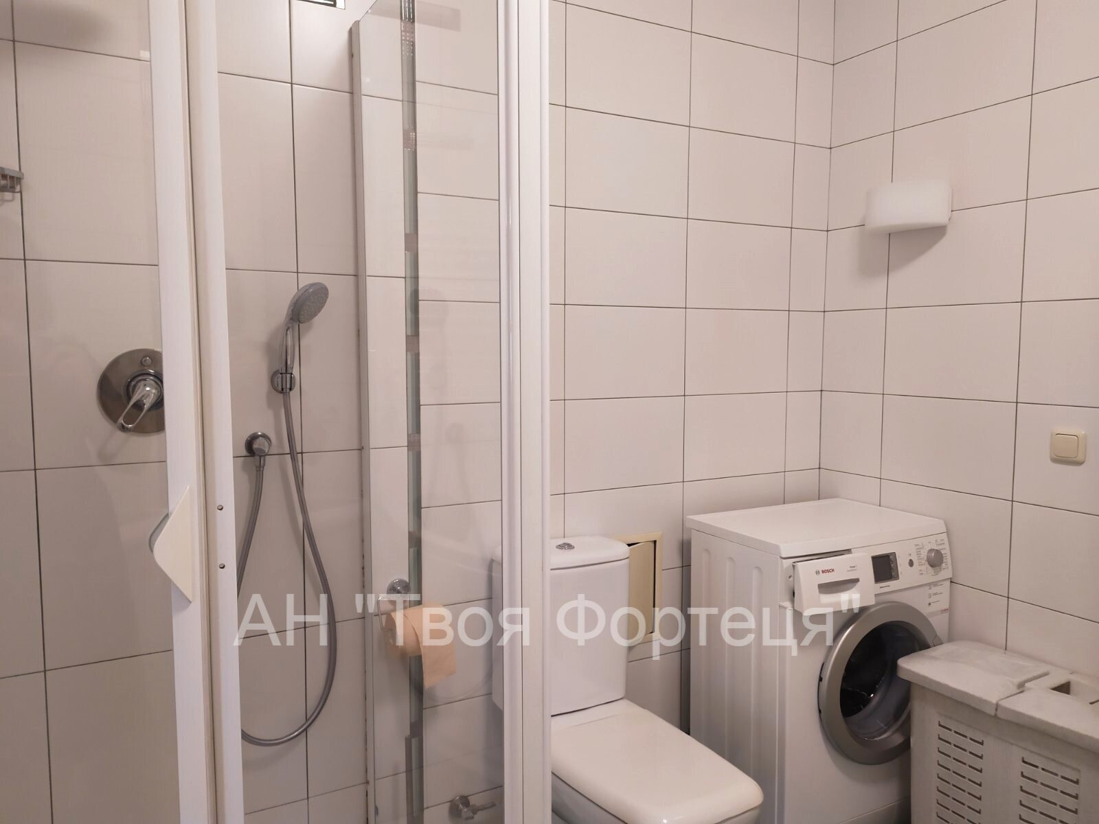 Продаж 2-кімнатної квартири 77 м², Сергія Подолинського вул.