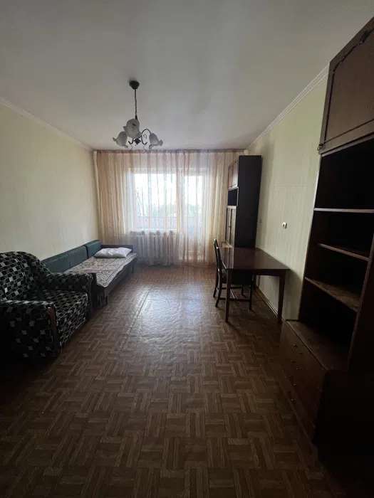 Продаж 3-кімнатної квартири 81 м², Вишняківська вул., 5