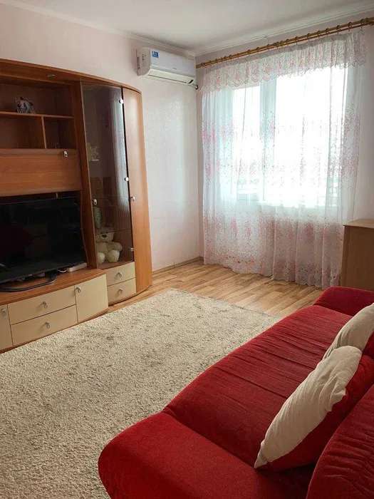 Аренда 1-комнатной квартиры 40 м², Драгоманова ул.