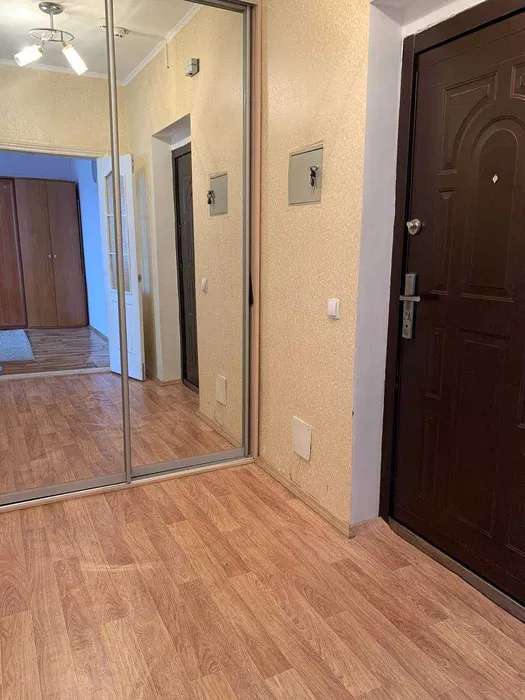 Аренда 1-комнатной квартиры 40 м², Драгоманова ул.