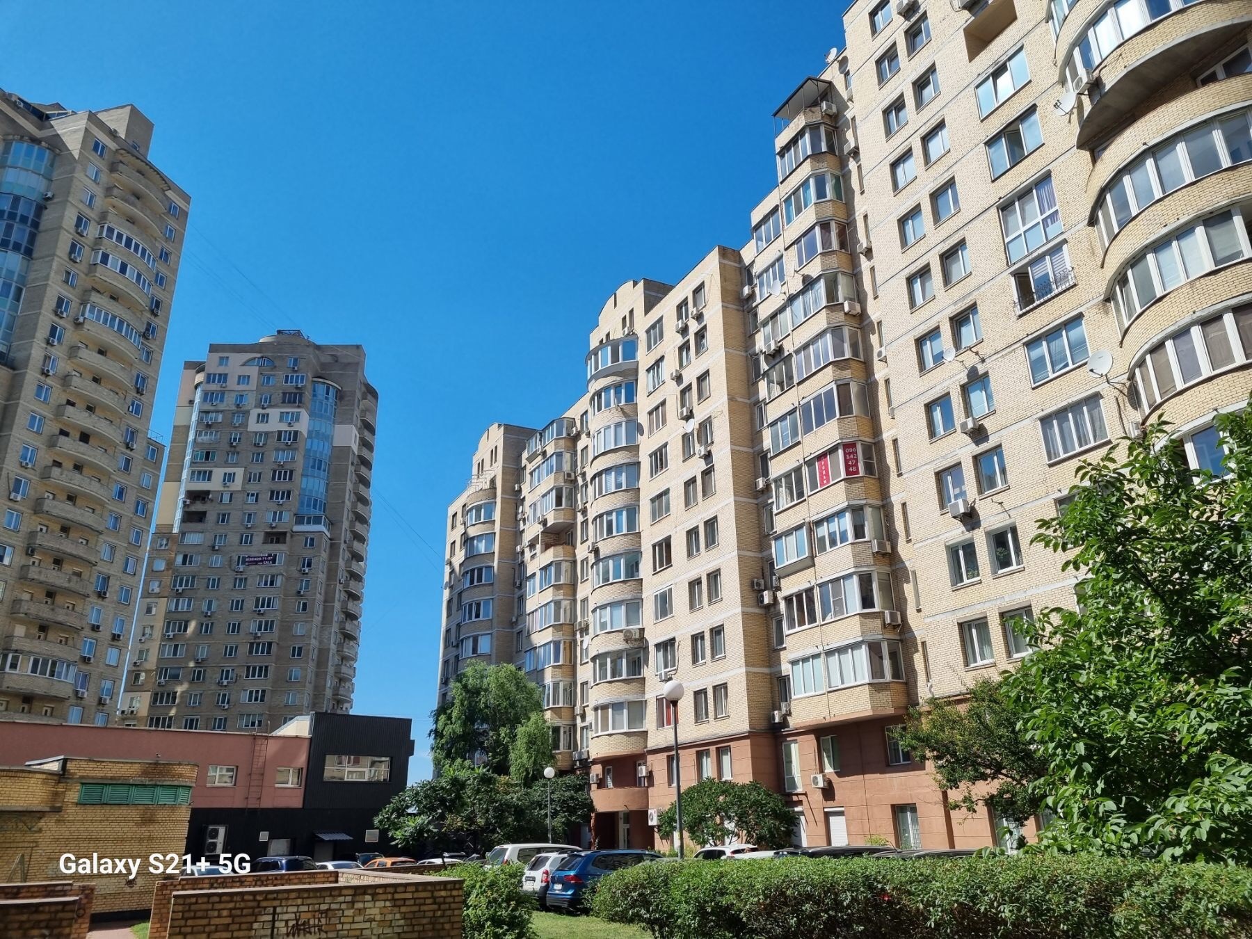 Продаж 3-кімнатної квартири 96 м², Микільсько-Слобідська вул., 2