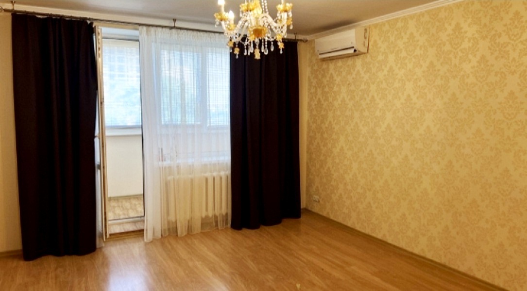 Продаж 3-кімнатної квартири 76 м², Академіка Заболотного вул.