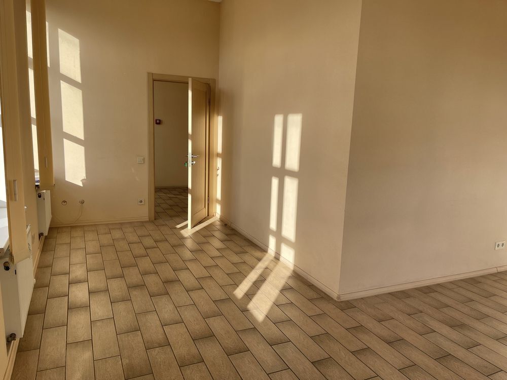 Оренда офісу 52 м², Байкальська вул.