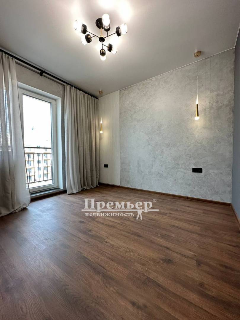 Продаж 2-кімнатної квартири 45 м², Перлинна вул.