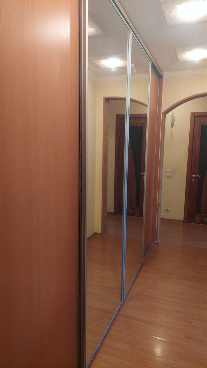 Оренда 3-кімнатної квартири 68 м², Олімпійська вул.