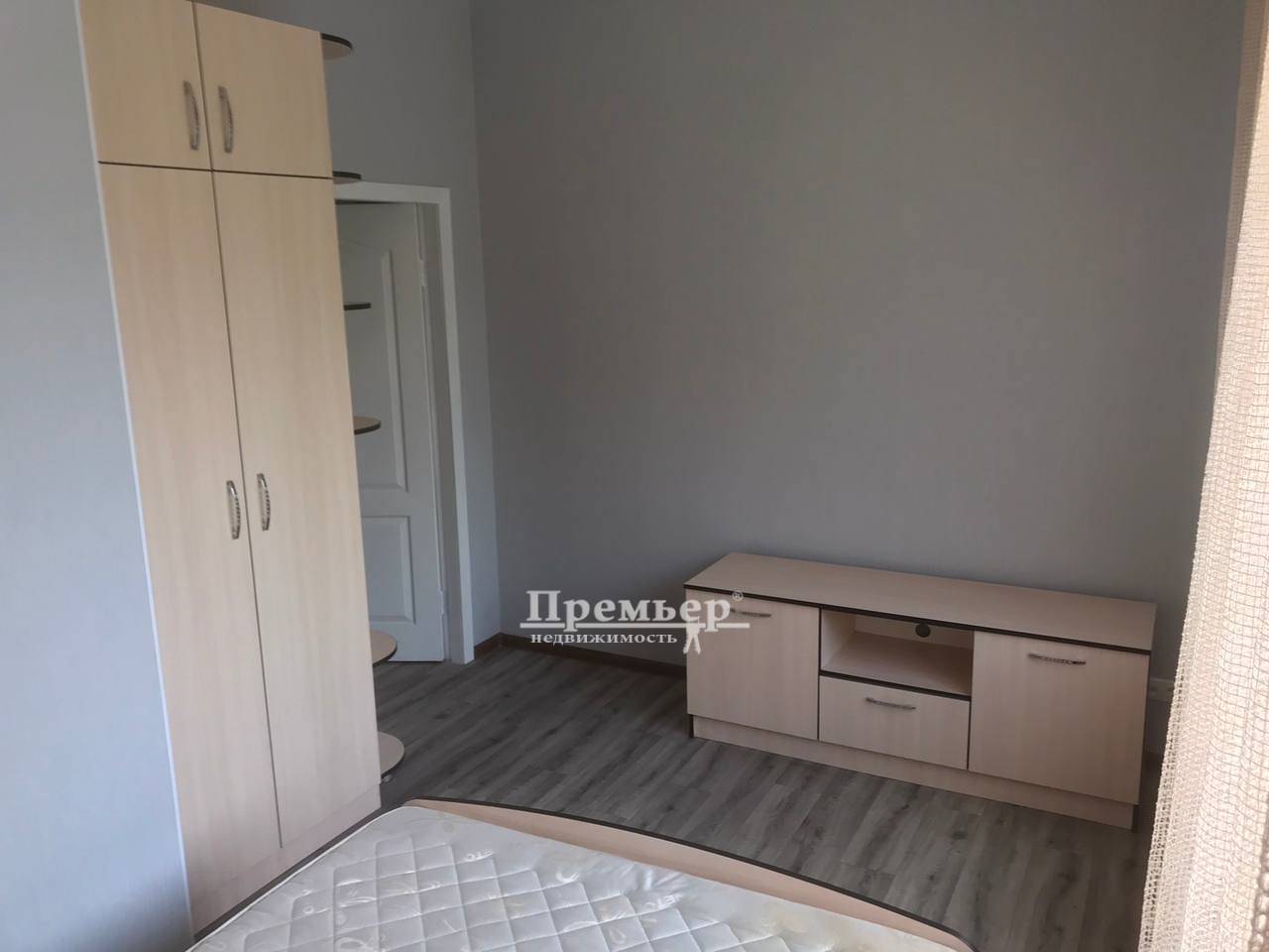 Продажа 1-комнатной квартиры 24.2 м², Кропивницкого ул.