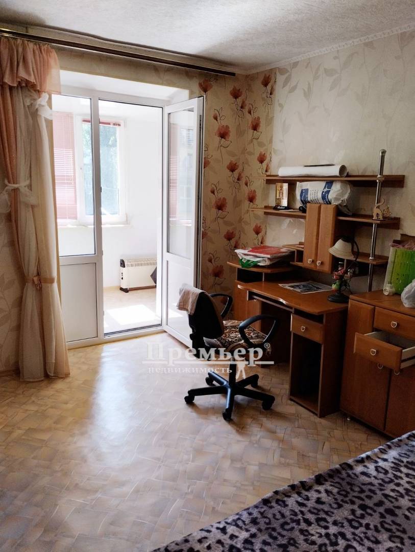 Продаж 2-кімнатної квартири 51 м², Академіка Заболотного вул.