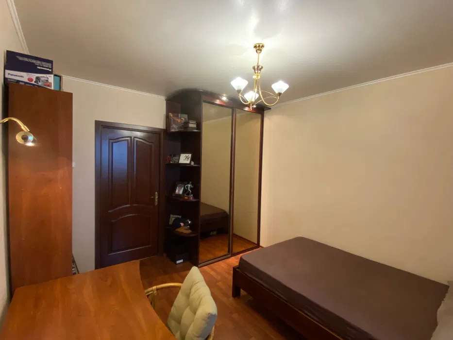 Продаж 2-кімнатної квартири 60 м², Північна вул.