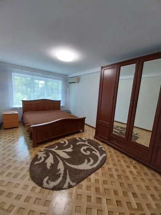 Оренда квартири з вільним плануванням 105 м², Стеценка вул., 9