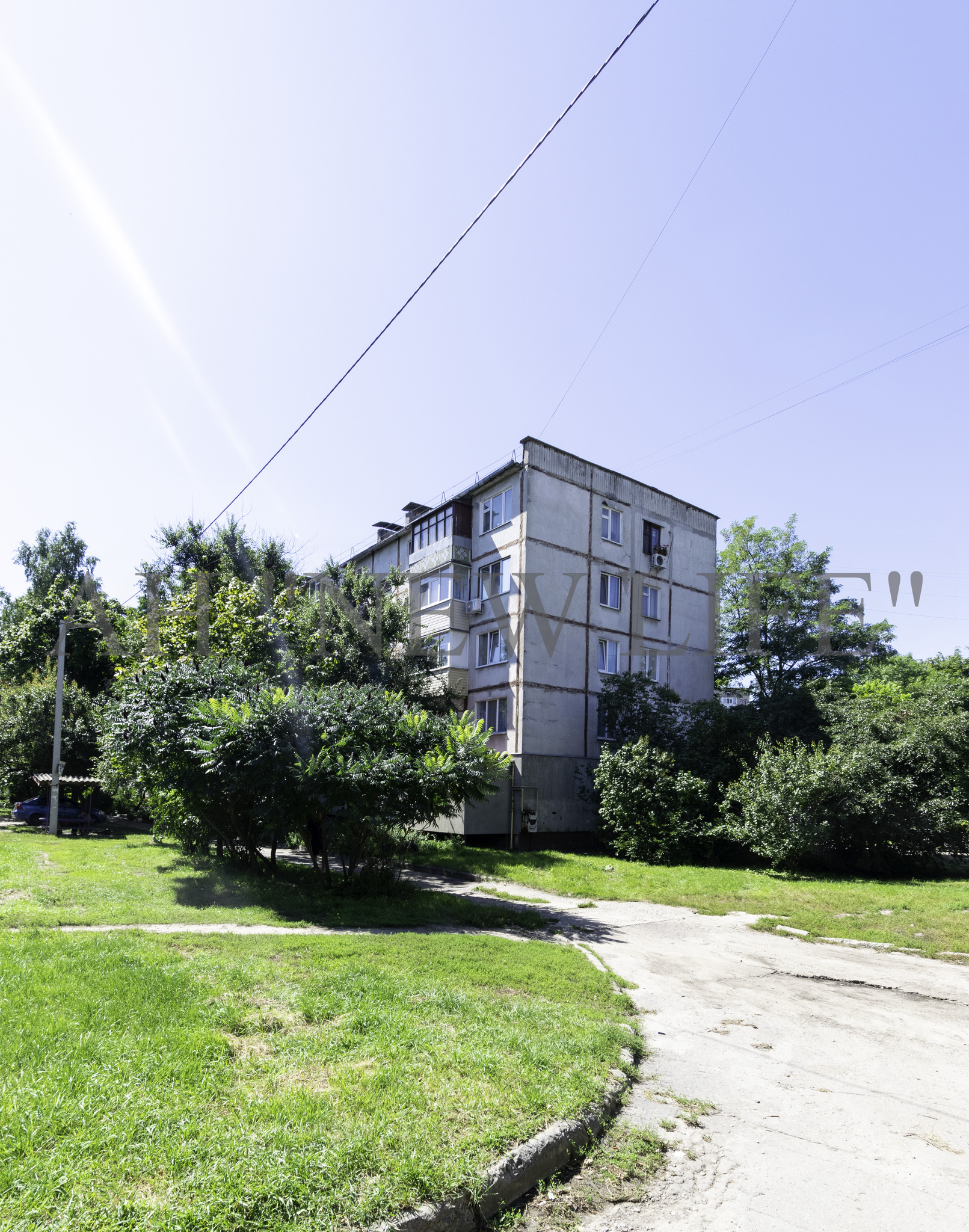 Продаж 2-кімнатної квартири 44 м², Праці вул.