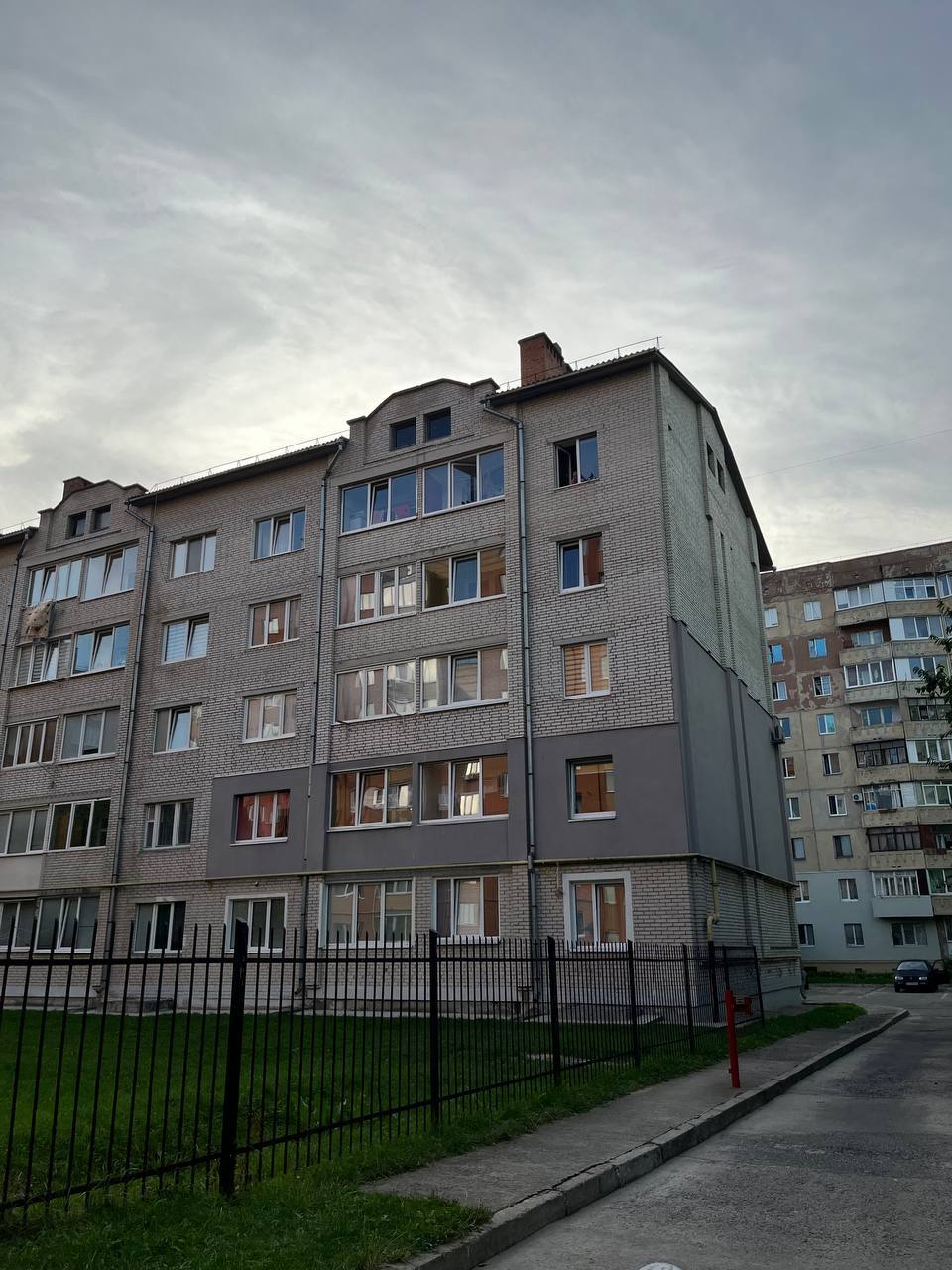 Продаж 3-кімнатної квартири 69 м², Федорова вул., 2Б