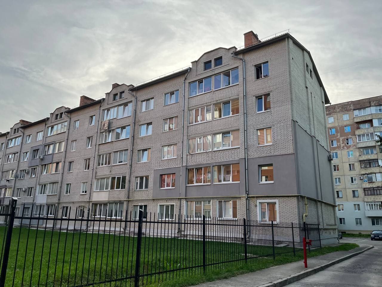 Продаж 3-кімнатної квартири 69 м², Федорова вул., 2Б