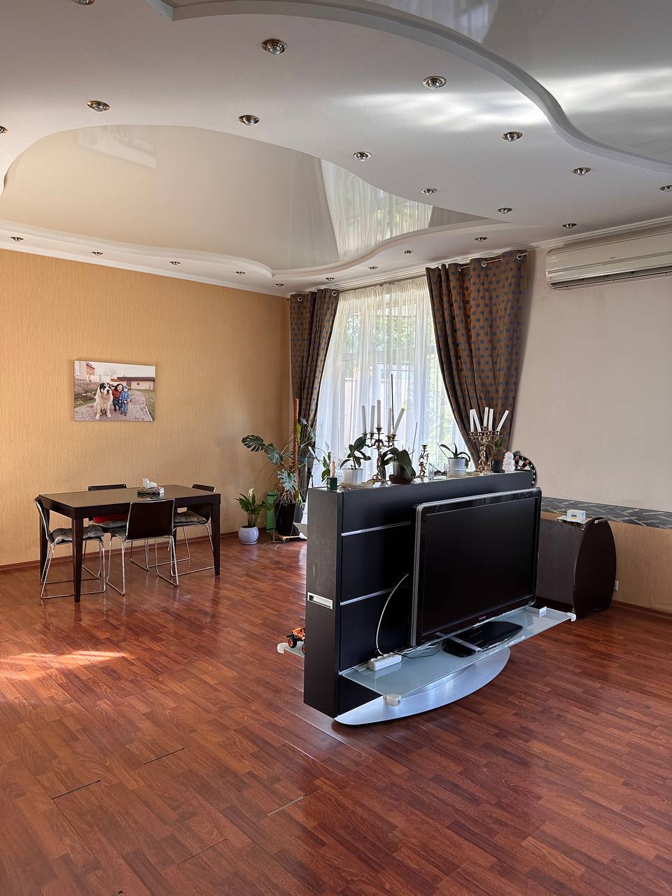 Продаж будинку 340 м², Пластовська вул.