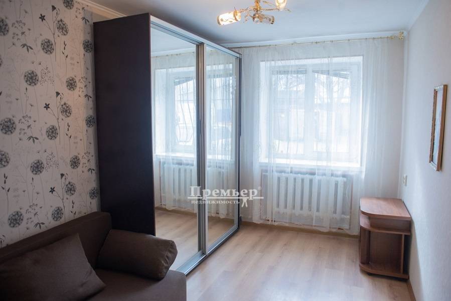 Продаж 1-кімнатної квартири 25 м², Разумовская вул.