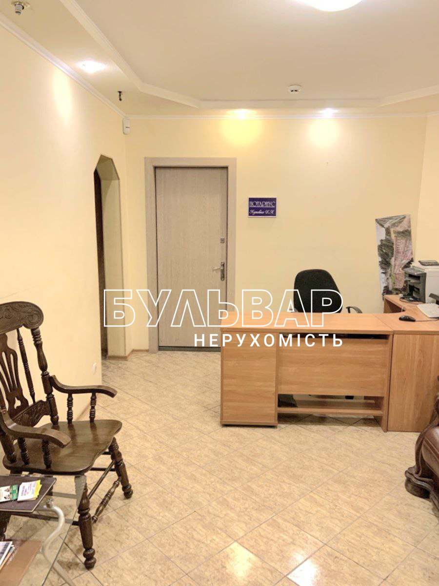 Продажа 3-комнатной квартиры 70 м², Ахсарова ул., 19