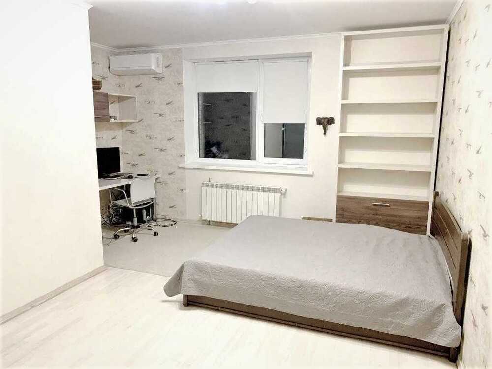 Оренда будинку 240 м², Невська вул.