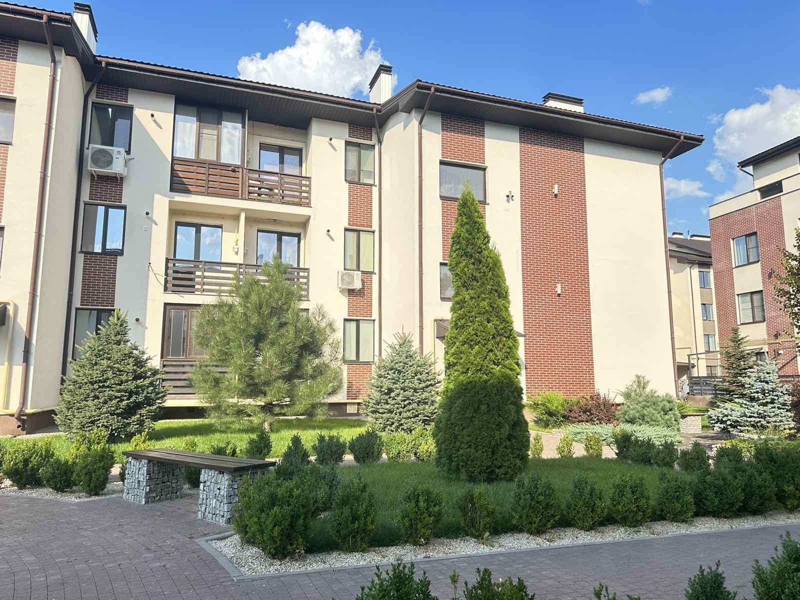 Продажа 2-уровневой квартиры 140 м², Клементова Дача ул.